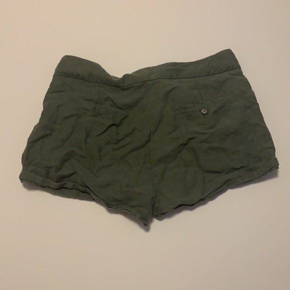 Aritzia Wilfred Linen Shorts - Women’s Size 4 - Picture 3 of 6